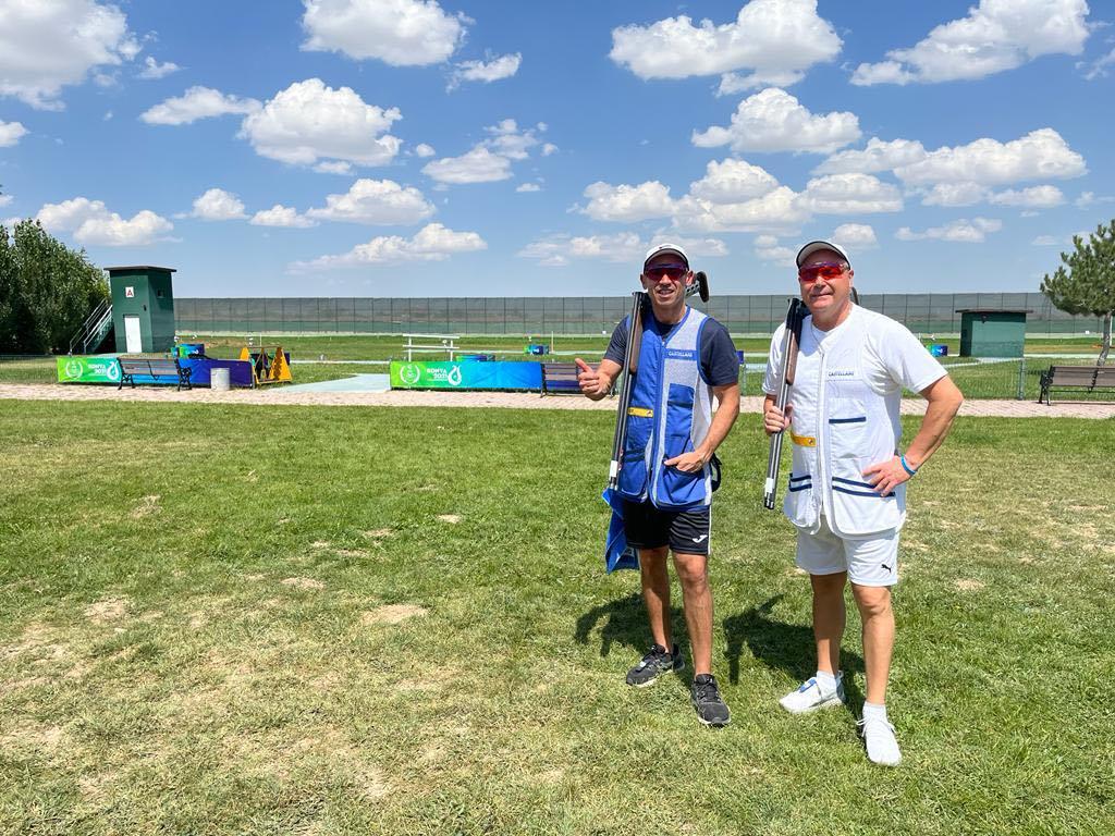 اللاعبان جراد والصالحي